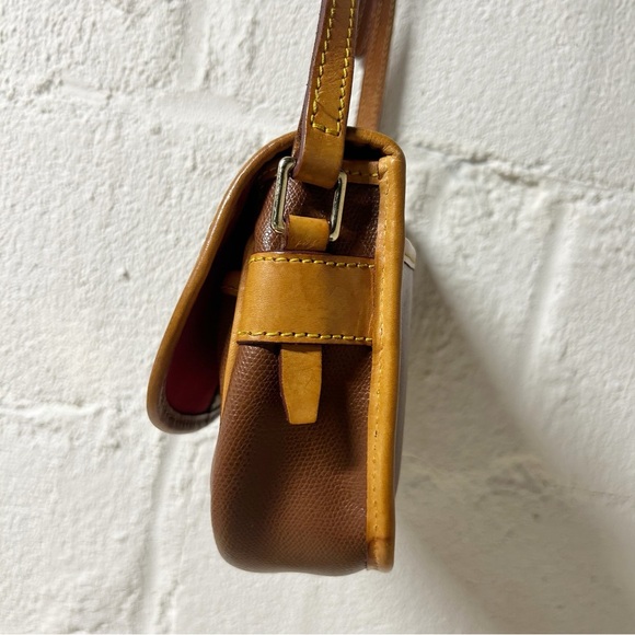 Dooney & Bourke Pebble Grain Saddle Hallie Crossbody Bag Caramel Brown VTG - Picture 7 of 16